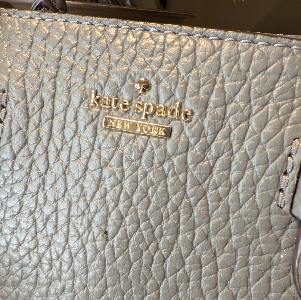 Kate Spade Carter Street Small Ashleigh Gray Pebble Leather - Picture 2 of 5
